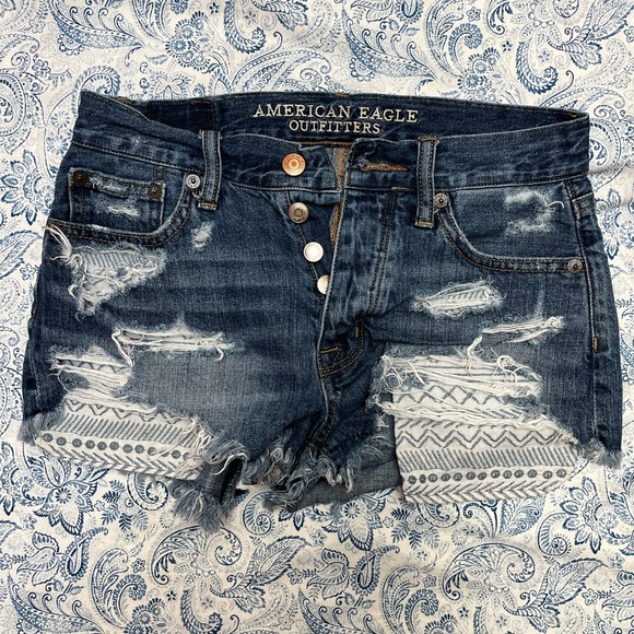 American Eagle size 00 high rise fly button shorts - Picture 1 of 2
